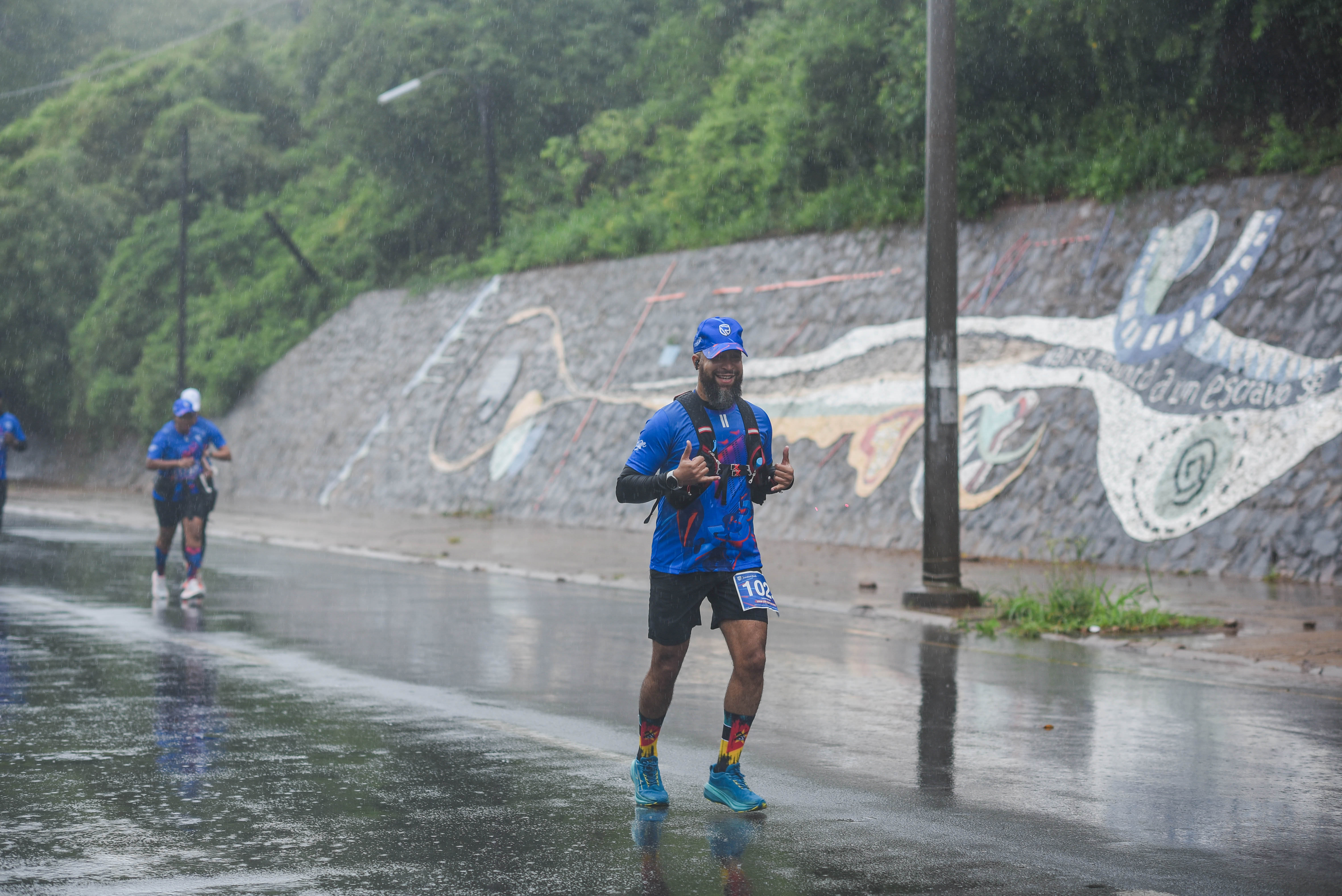 10Corrida Azul.jpg